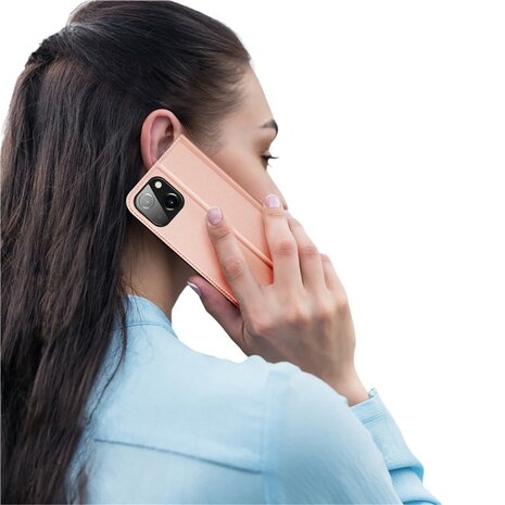 DUX DUCIS Skin Pro Series Stand Case voor iPhone 15, Kaarthouder van PU-leer - Roze