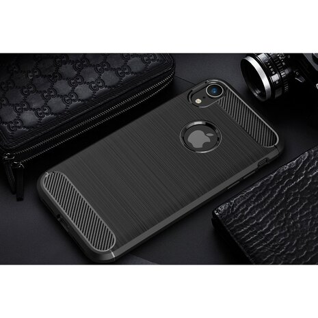 Carbon Fibre Brushed TPU Case voor iPhone XR - zwart